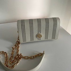 TORY BURCH MINI CHAIN CROSSBODY/CLUTCH BAG - Off white, leather